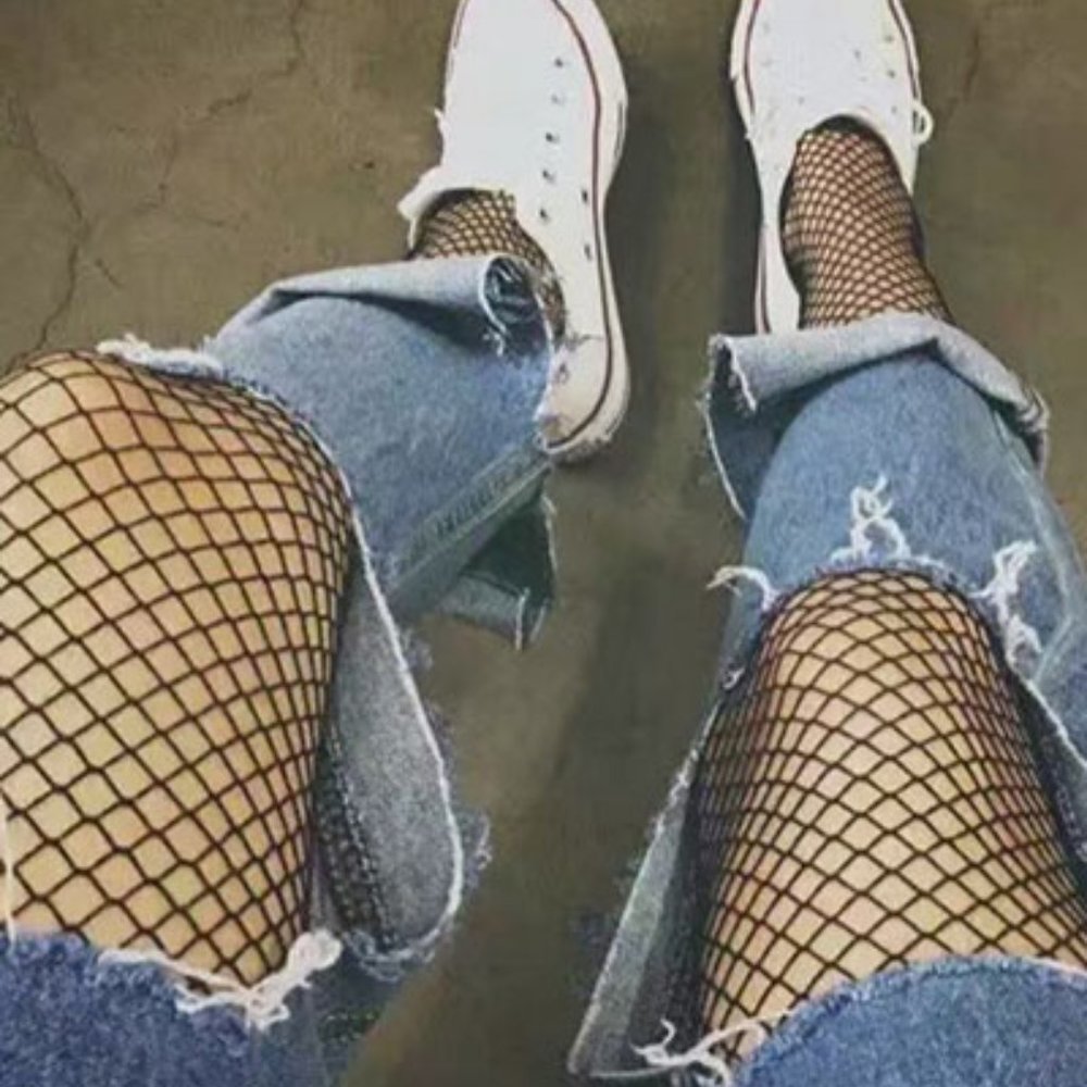 SEXY Fishnet Tights ~ Black - Picture 2 of 3